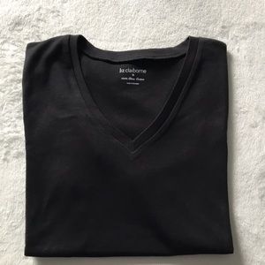 Liz Claiborne v-neck cotton t-shirt